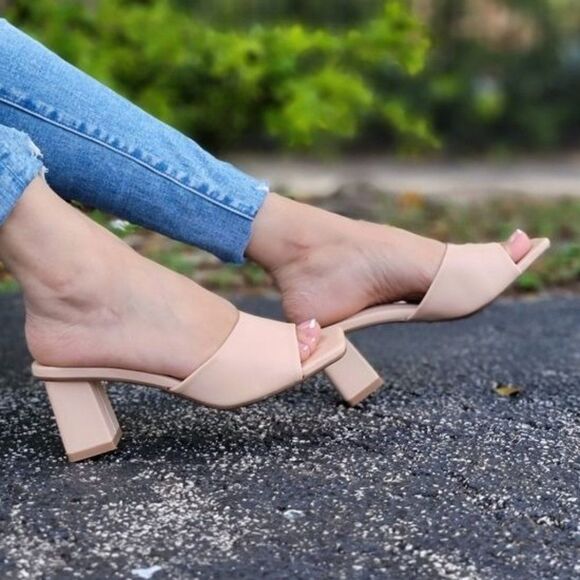 Women Square Toe Sandals Slip On Nude Color - Picture 1 of 4